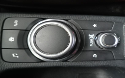 MAZDA MAZDA2 2023 27,816 kms.