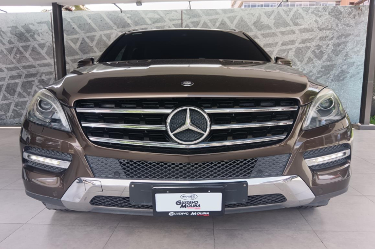 MERCEDES-BENZ ML 400 2015 89,177 kms.