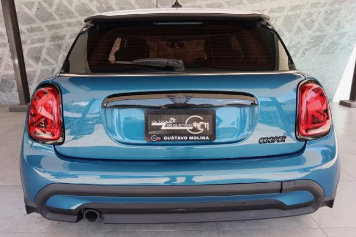MINI COOPER HATCH 2022 20,625 kms.