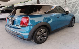 MINI COOPER HATCH 2022 20,625 kms.