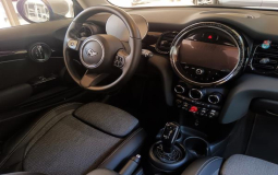 MINI COOPER HATCH 2022 20,625 kms.