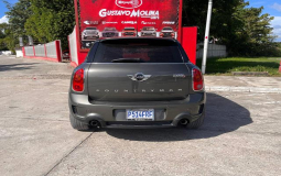 MINI COUNTRYMAN COOPER S ALL4 2015 95,961 kms.