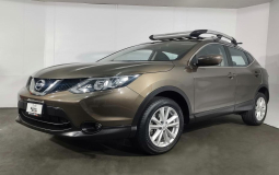 NISSAN QASHQAI 2017 59,700 kms.