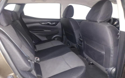 NISSAN QASHQAI 2017 59,700 kms.