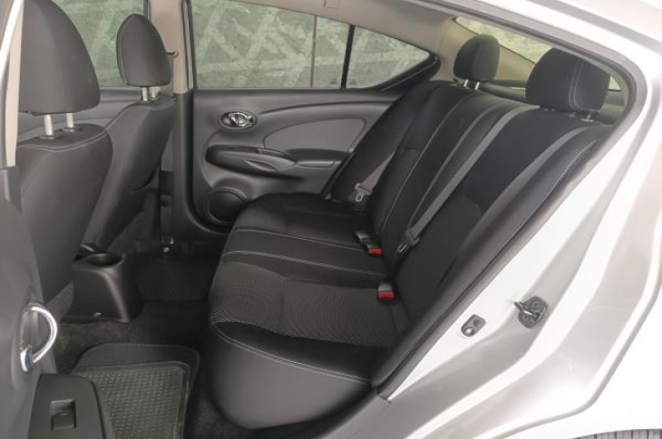 NISSAN VERSA N17 2014 82,637 kms.