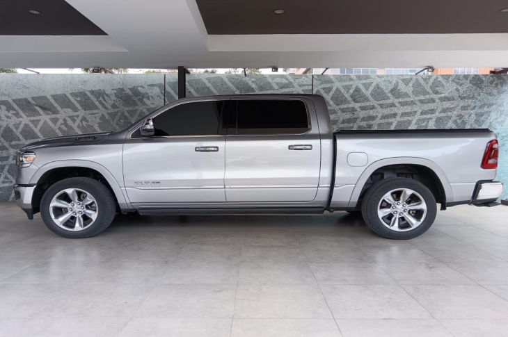 RAM RAM 1500 LIMITED D/C 4X4 2019 35,795 kms.