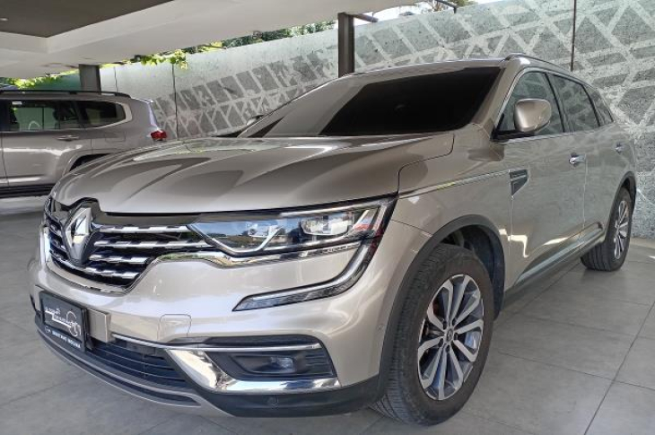 RENAULT KOLEOS 2021 33,642 kms.