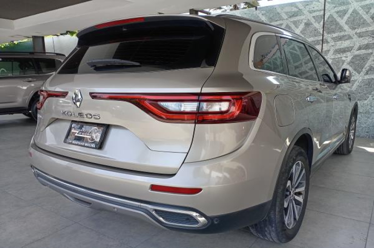 RENAULT KOLEOS 2021 33,642 kms.