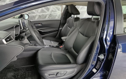 TOYOTA COROLLA HYBRID 2022 17,895 kms.