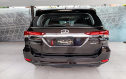 TOYOTA FORTUNER 2019 91,986 kms.
