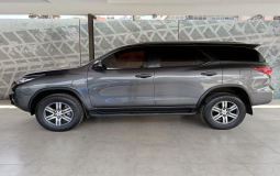 TOYOTA FORTUNER 2021 55,587 kms.