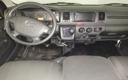 TOYOTA HIACE 2021 72,000 kms.
