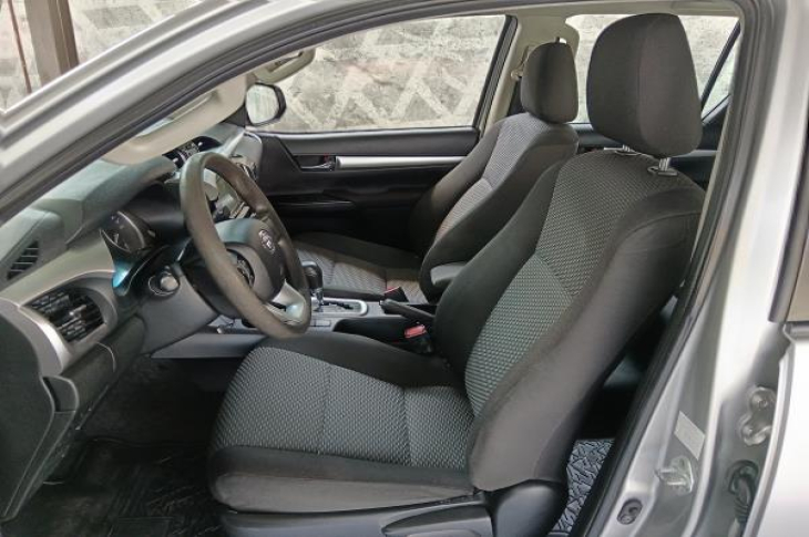TOYOTA HILUX 2021 112,283 kms.