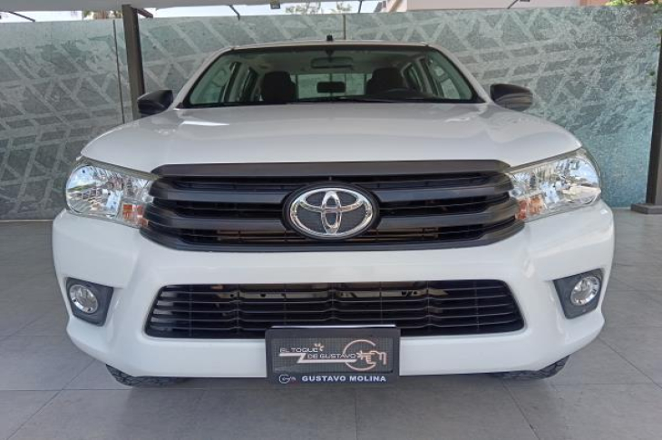 TOYOTA HILUX 2022 85,967 kms.