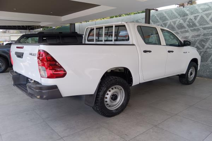 TOYOTA HILUX 2022 85,967 kms.
