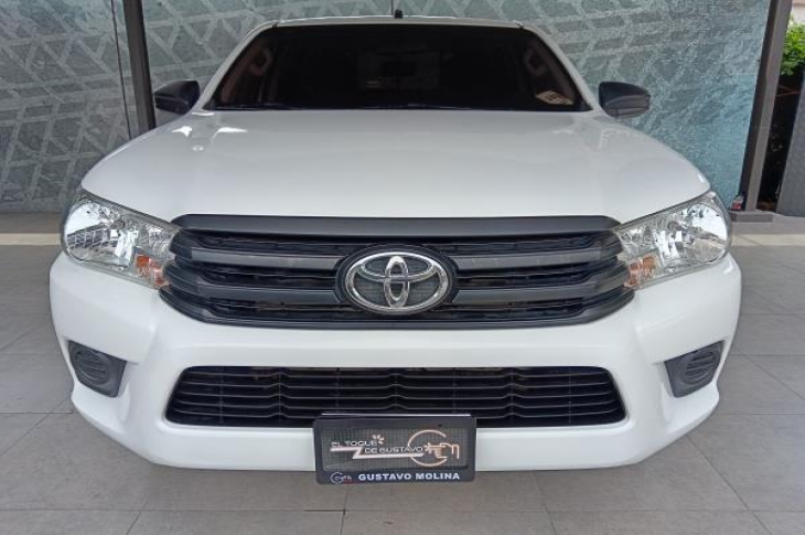 TOYOTA HILUX 2022 87,087 kms.