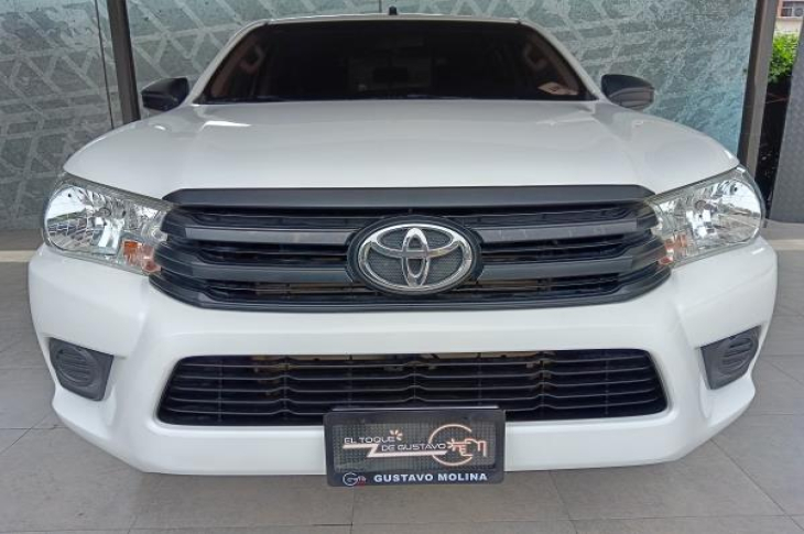 TOYOTA HILUX 2022 89,173 kms.