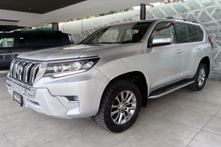 TOYOTA LAND CRUISER PRADO 2020 98,675 kms.