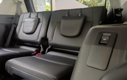 TOYOTA LAND CRUISER PRADO 2020 98,675 kms.