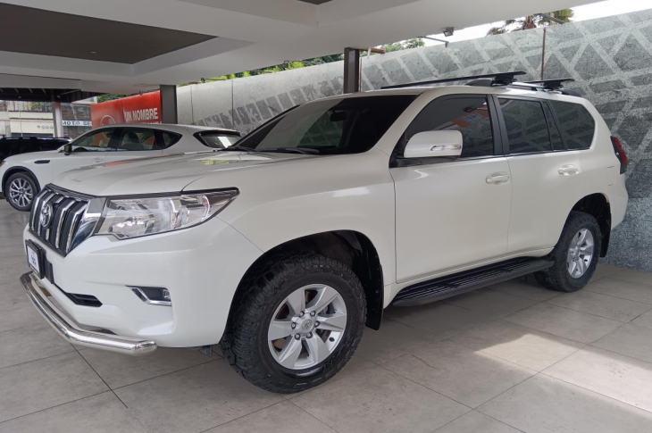 TOYOTA LAND CRUISER PRADO 2022 70,925 kms.