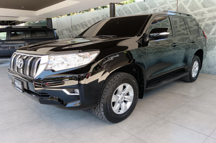 TOYOTA LAND CRUISER PRADO 2022 70,821 kms.