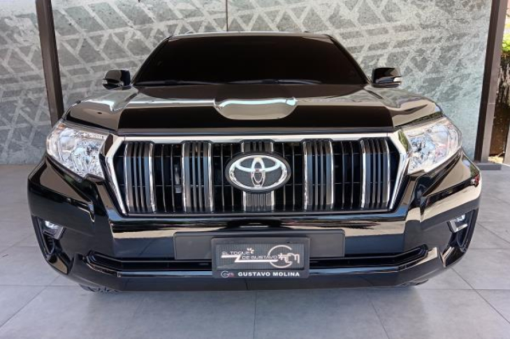 TOYOTA LAND CRUISER PRADO 2022 70,821 kms.