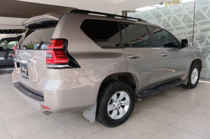 TOYOTA LAND CRUISER PRADO 2022 58,855 kms.