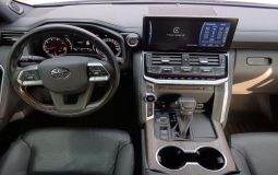 TOYOTA LAND CRUISER 2023 11,424 kms.