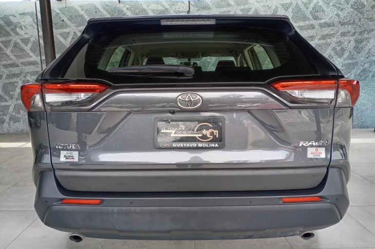 TOYOTA RAV 4 2024 41,259 kms.
