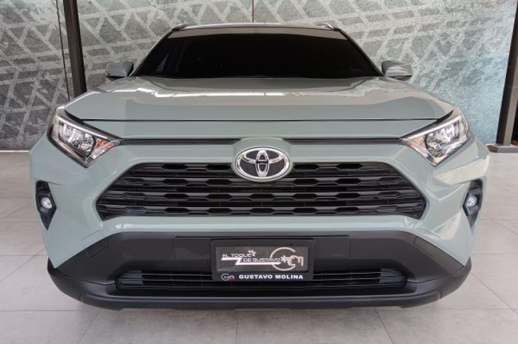 TOYOTA RAV4 2023 18,291 kms.