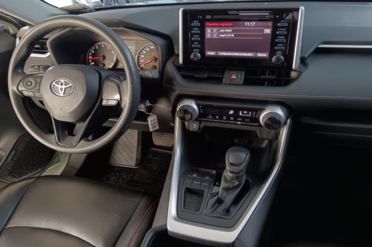 TOYOTA RAV4 2023 18,291 kms.