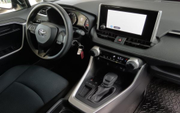 TOYOTA RAV4 2023 37,385 kms.