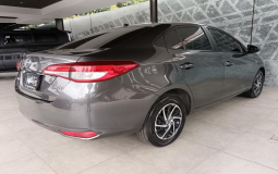 TOYOTA YARIS 2022 90,509 kms.