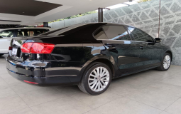 VOLKSWAGEN JETTA STYLE 2014 112,768 kms.