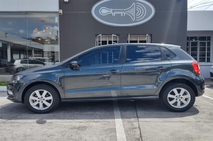VOLKSWAGEN POLO HB 2016 78,318 kms.