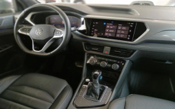 VOLKSWAGEN TAOS 2022 41,553 kms.
