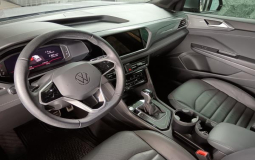 VOLKSWAGEN TAOS 2023 8,632 kms.