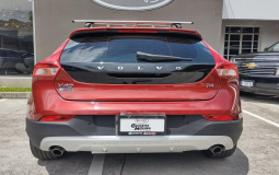 VOLVO V40 CC T4 2018 25,900 kms.