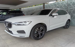 VOLVO XC60 T5 2019 60,843 kms.